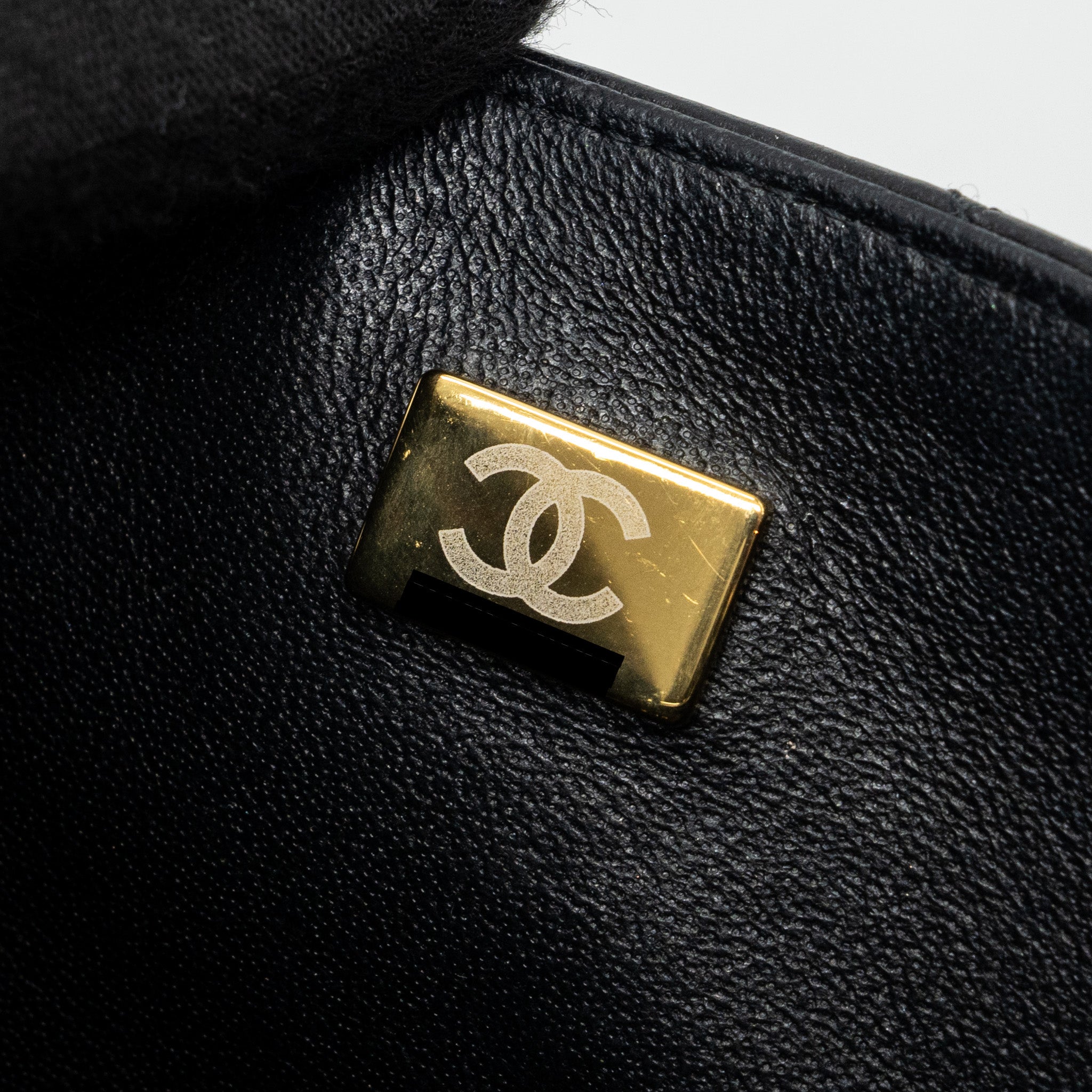 Chanel Classic Mini Rectangular Flap Bag Lambskin Black L (Microchip)