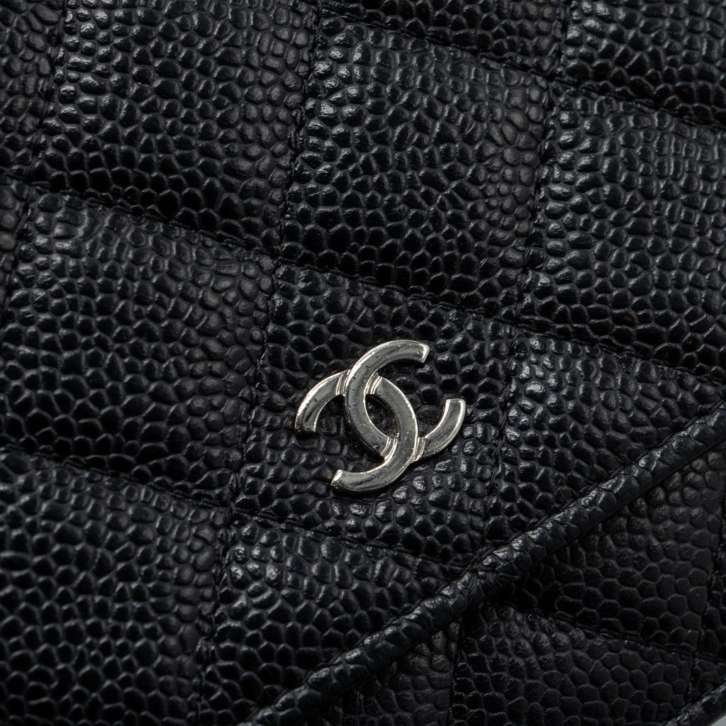 Chanel classic wallet on chain caviar black