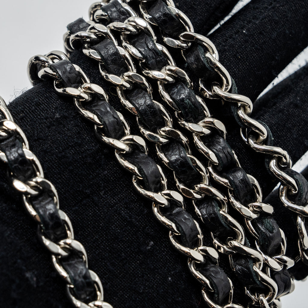 Chanel classic wallet on chain caviar black