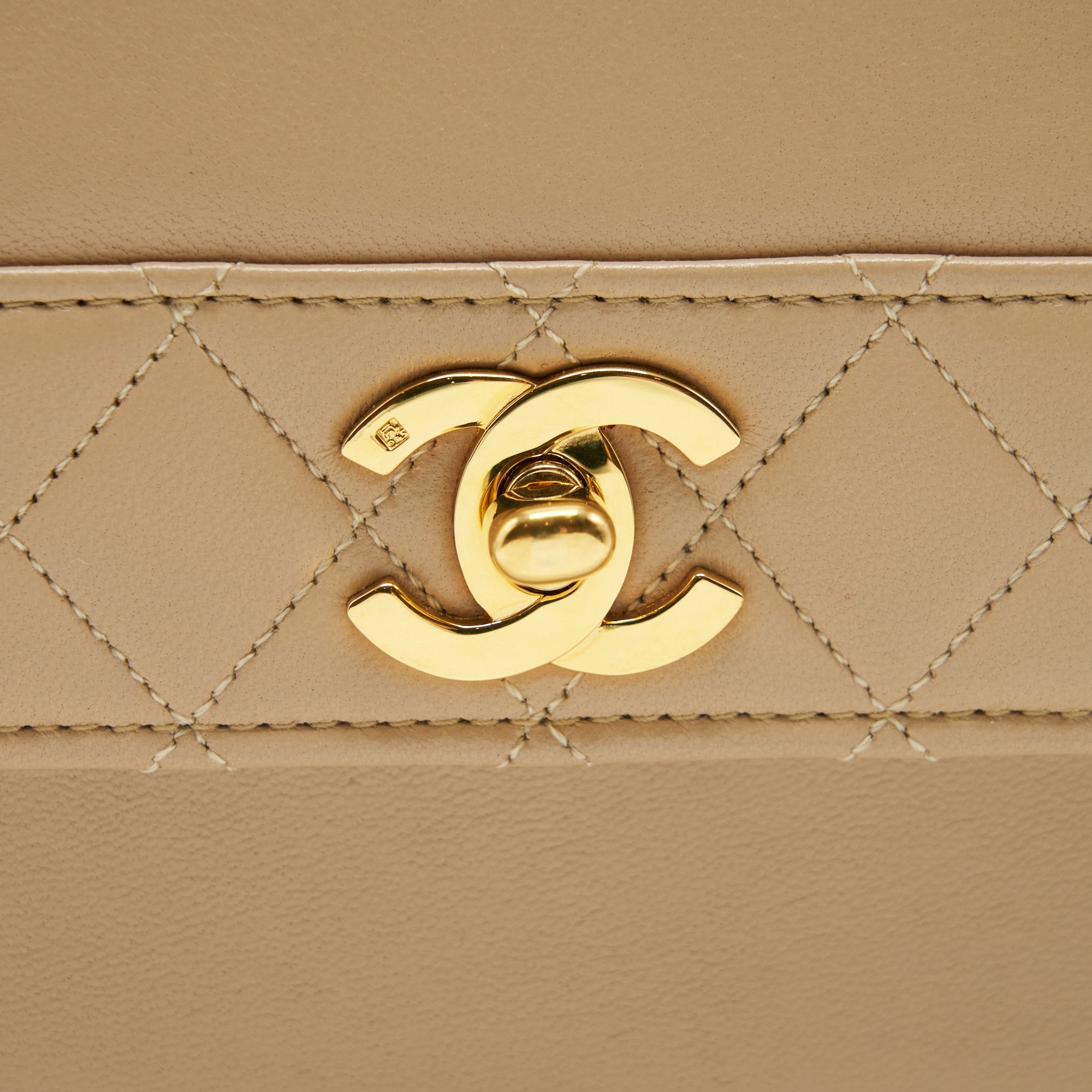 Chanel Vintage Single Flap Bag Cross body Lambskin Beige