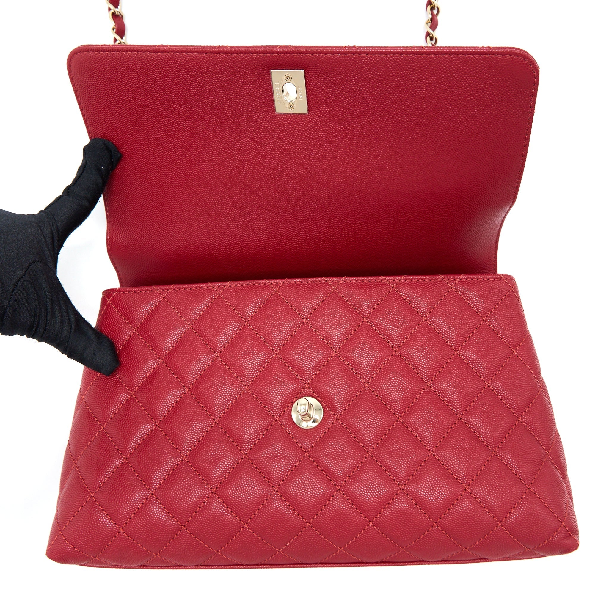 Chanel Medium Coco Handle Caviar Red L (Microchip)