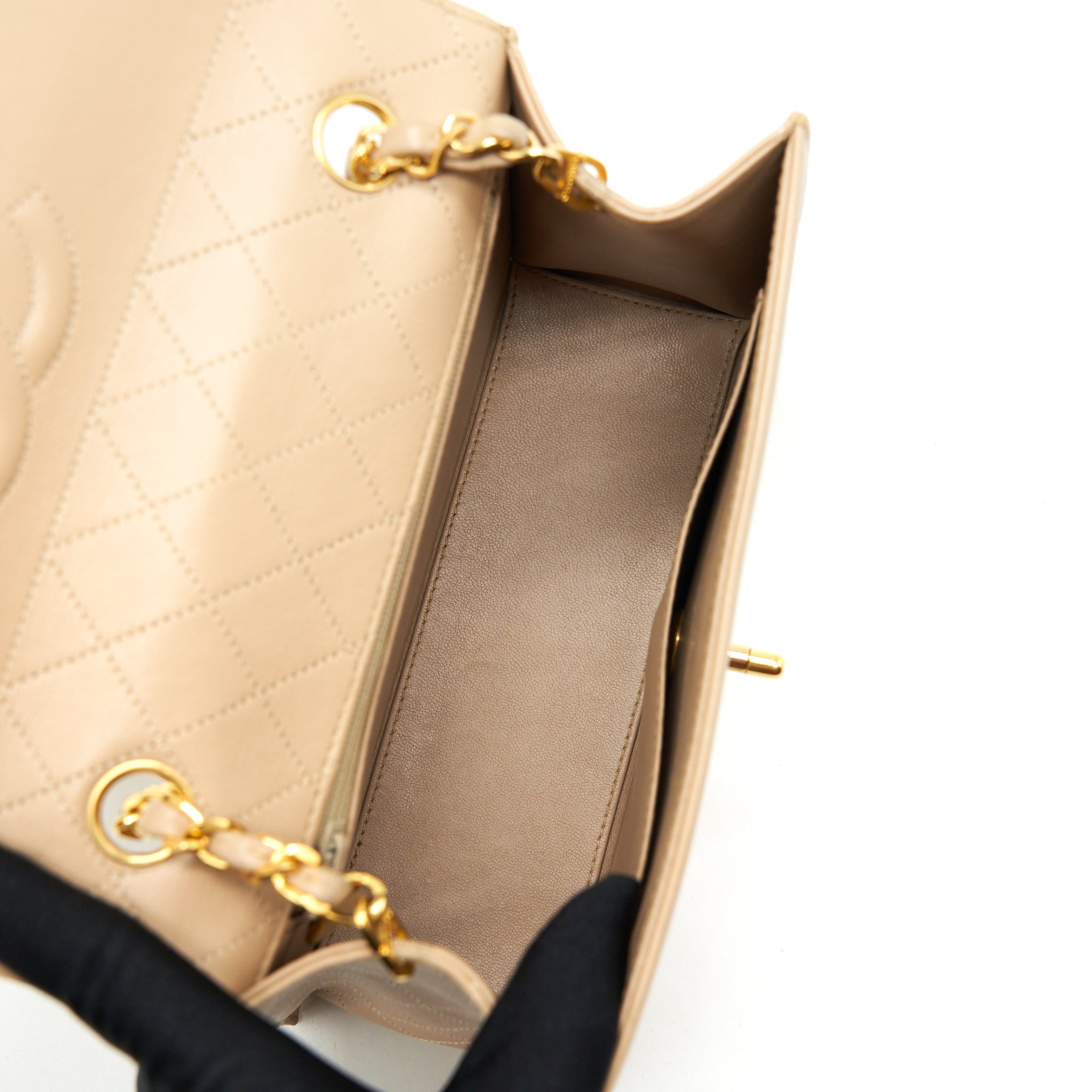 Chanel Vintage Single Flap Bag Cross body Lambskin Beige