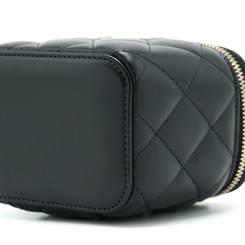 Chanel 22S Pearl Crush Mini Vanity With Chain Lambskin Black