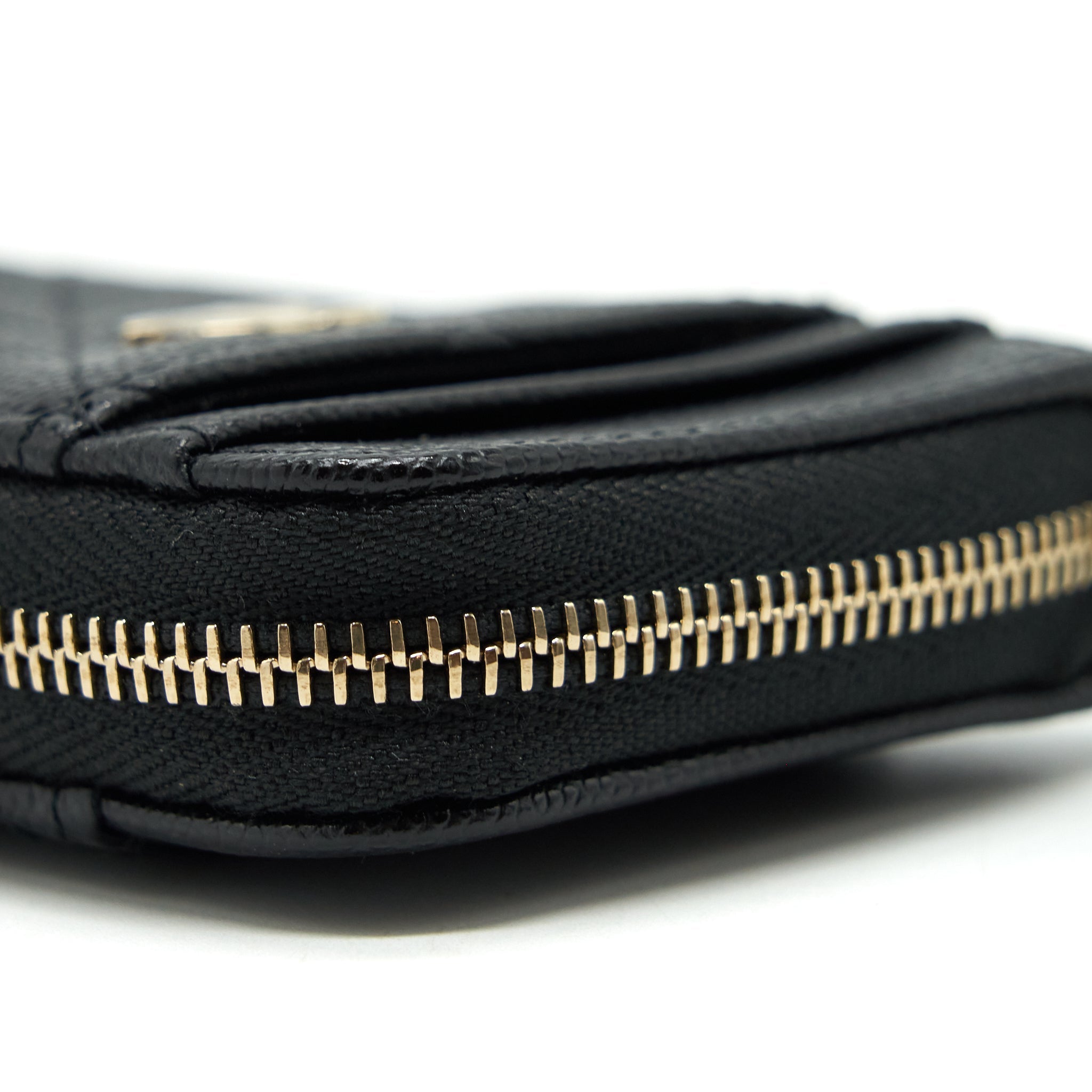 Chanel 22P Zip Card Holder Caviar Black L