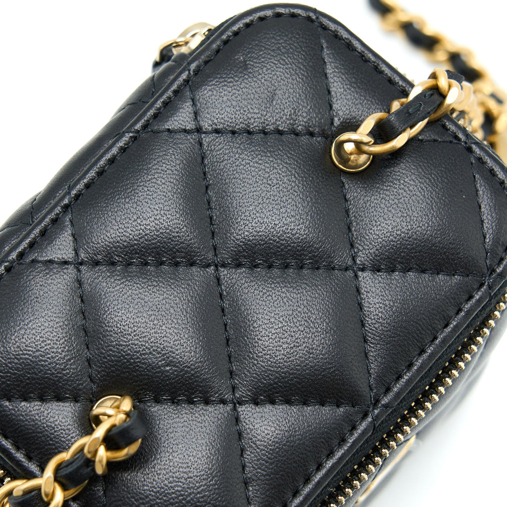 Chanel 22S Pearl Crush Mini Vanity With Chain Lambskin Black