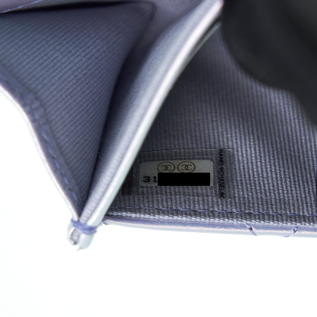 Chanel 19 Flap Card Holder Calfskin Iridescent Light Purple