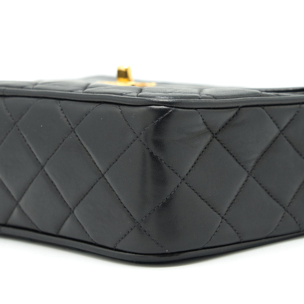 Chanel Vintage Camera Bag Lambskin Black