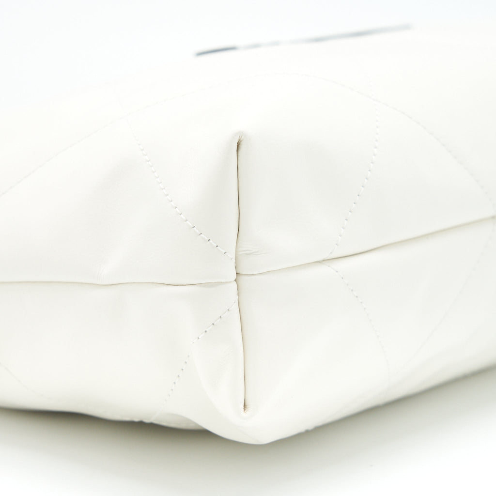 Chanel Medium 22 Bag Shiny Calfskin White