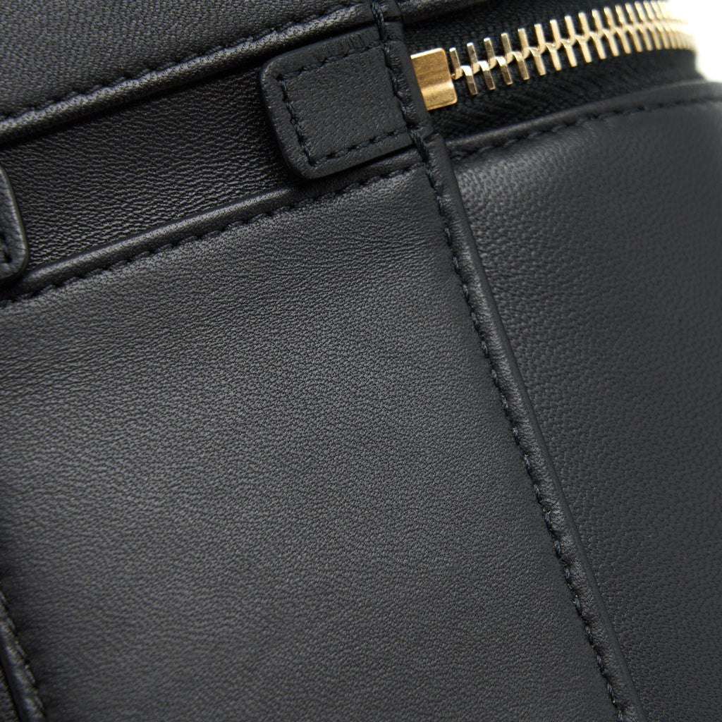 Chanel Vanity Case Lambskin Black L