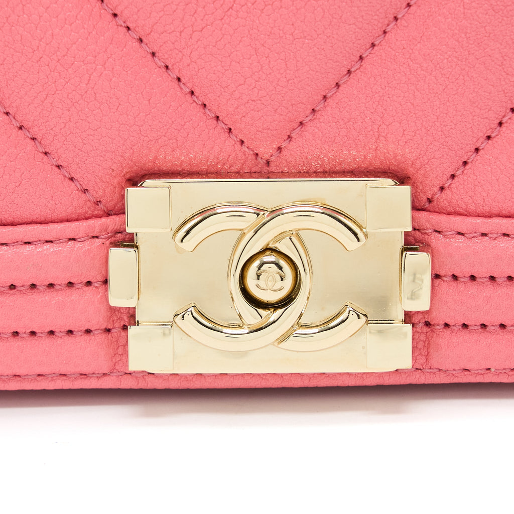 Chanel Super Mini Boy Bag Chevron Caviar Pink L (Microchip)