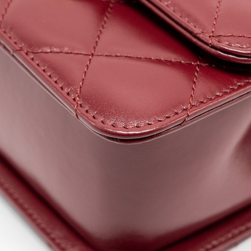 Chanel Gold Crush mini Flap bag Calfskin Red  (microchip)