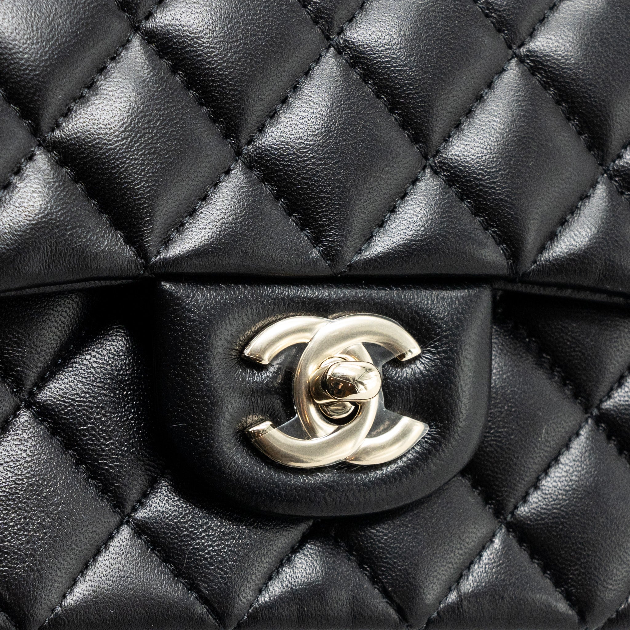 Chanel top handle mini rectangular flap bag lambskin black L (microchip)
