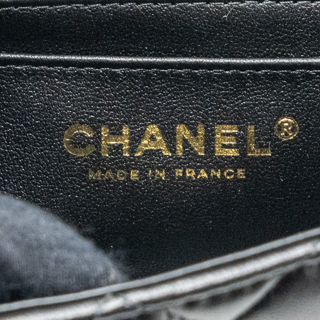 Chanel top handle mini rectangular flap bag lambskin black L (microchip)