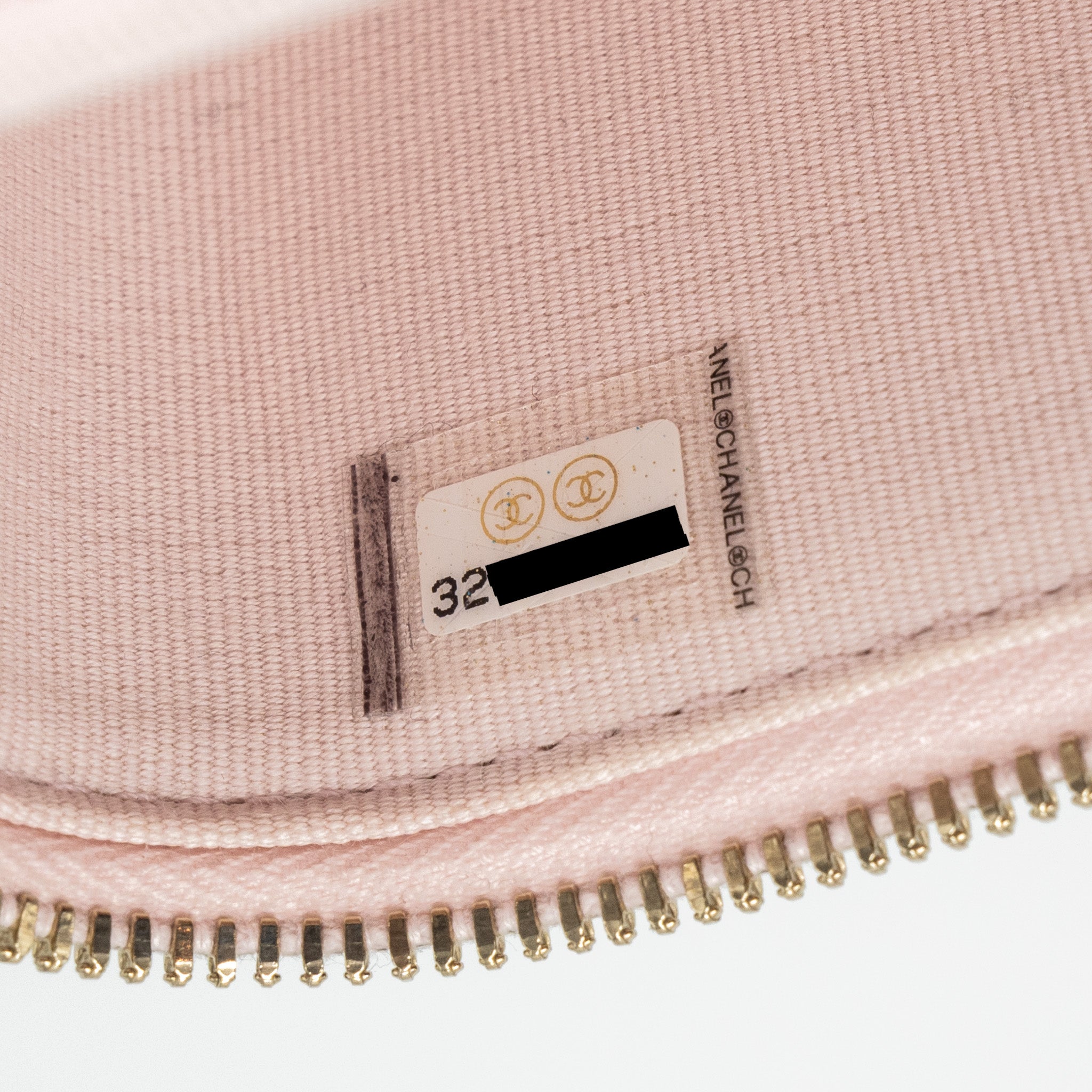 Chanel mini vanity with giant chain lambskin light pink L