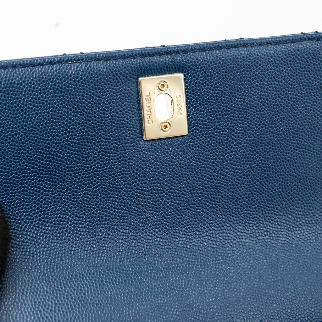 Chanel Small Coco Handle With Lizard Embossed Handle Caviar Navy L(microchip)
