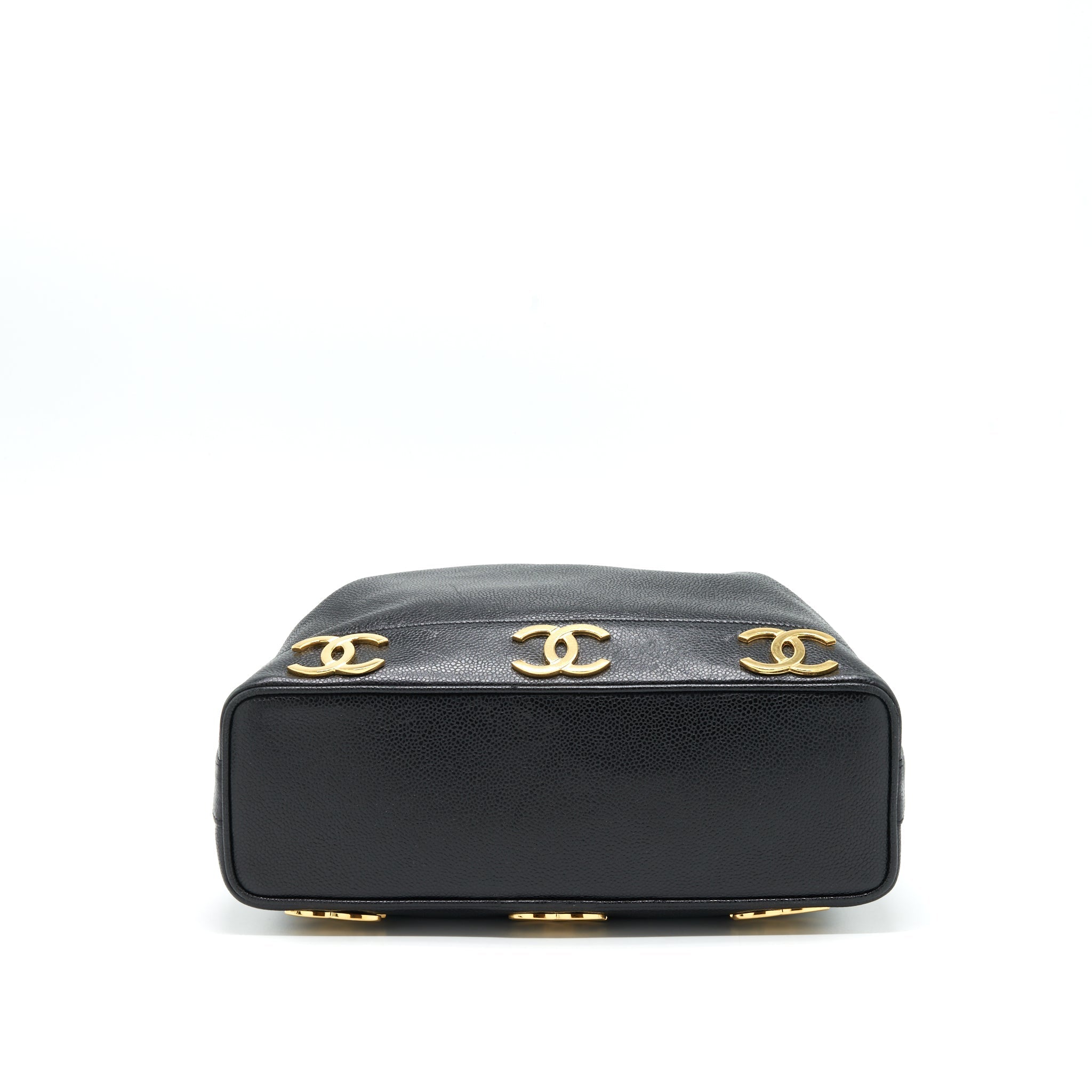 Chanel Vintage Bucket Bag Caviar Black
