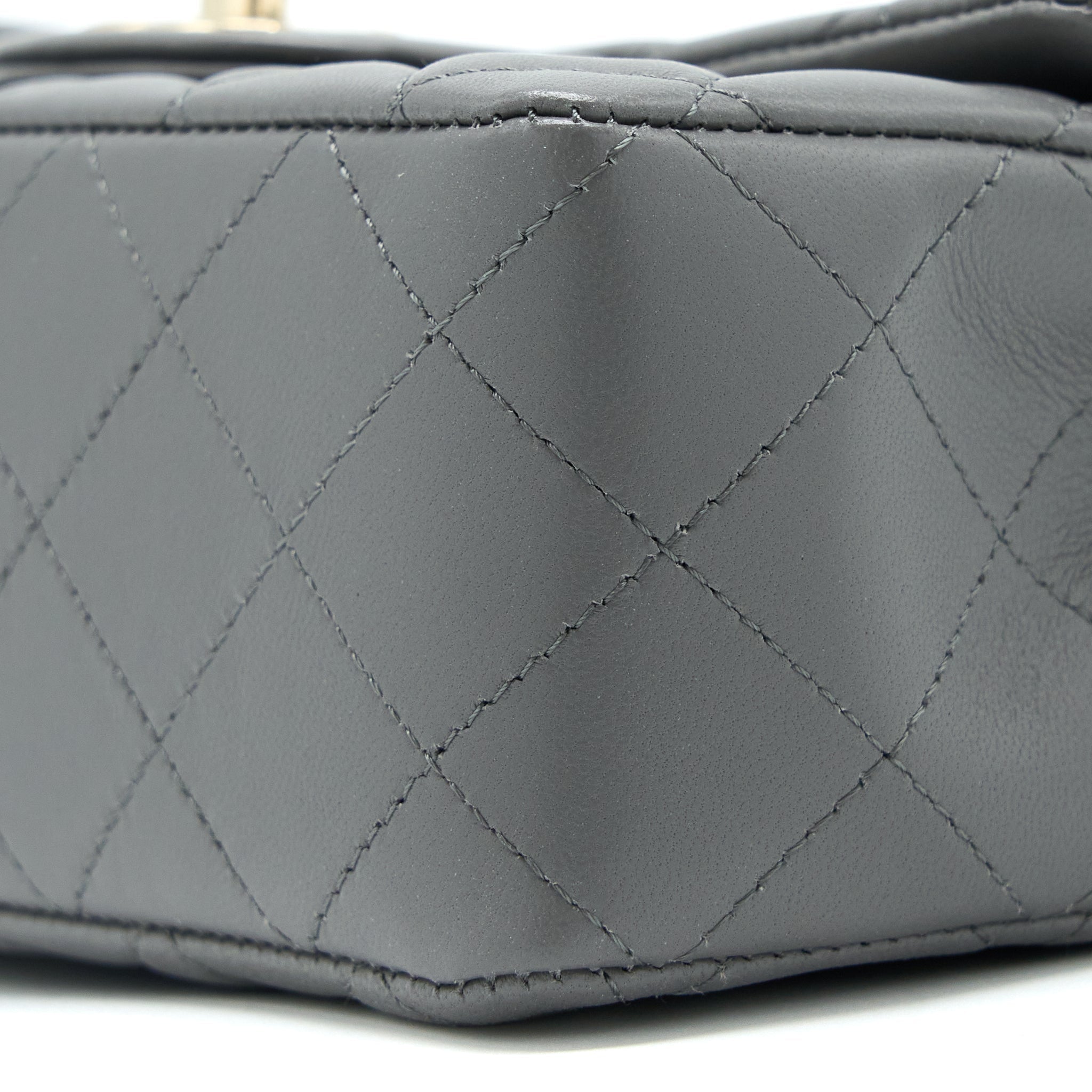 Chanel 22A Mini Rectangular Flap Bag Lambskin Grey L (Microchip)