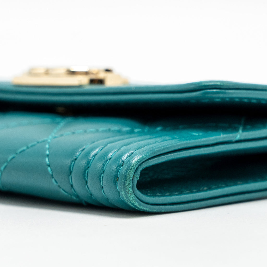 Chanel Boy Flap Card Holder Lambskin Green L