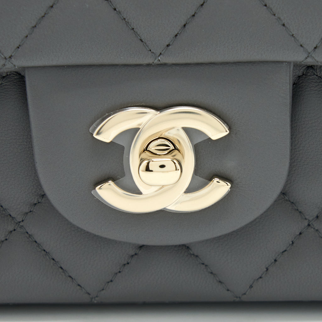Chanel 22A Mini Rectangular Flap Bag Lambskin Grey L (Microchip)