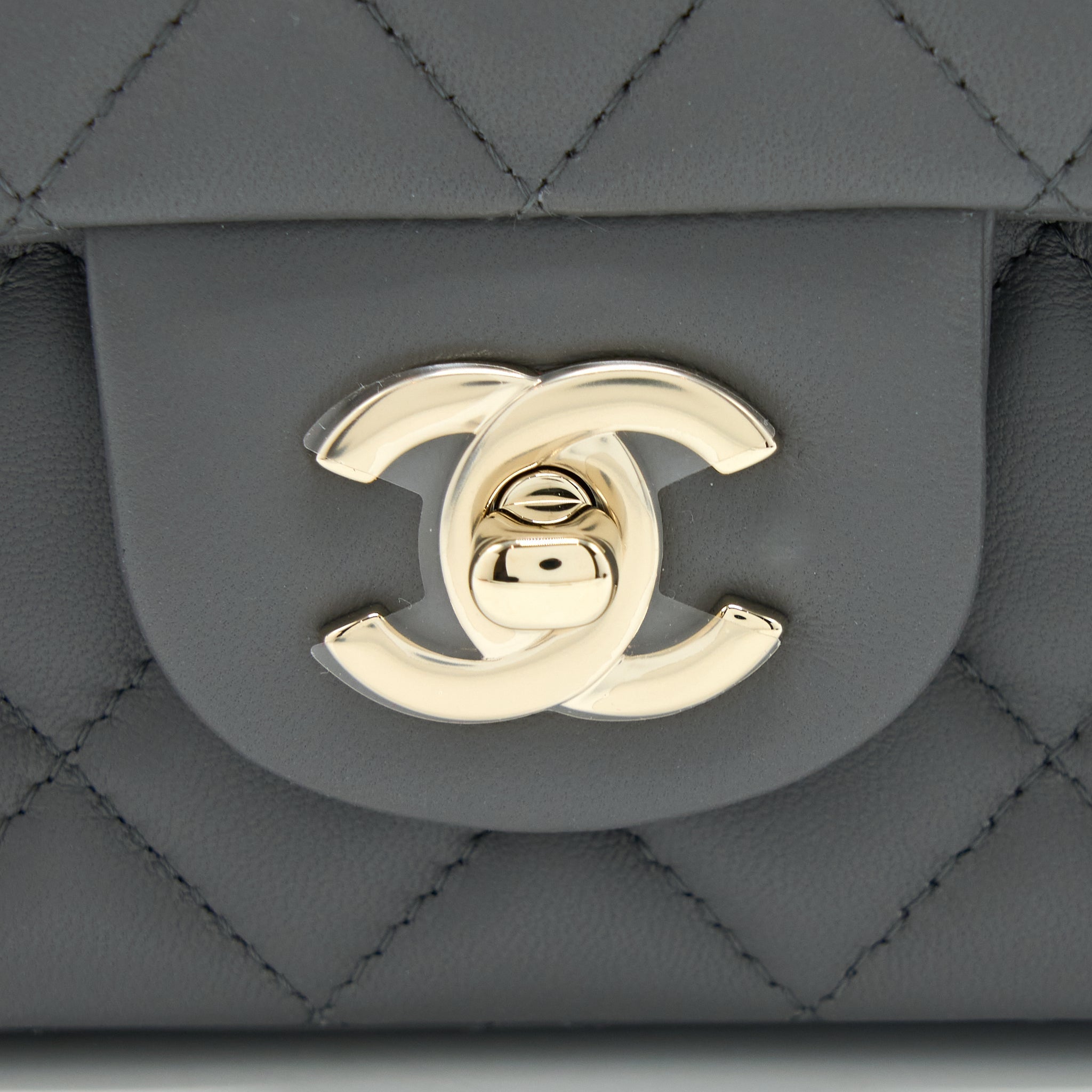 Chanel 22A Mini Rectangular Flap Bag Lambskin Grey L (Microchip)