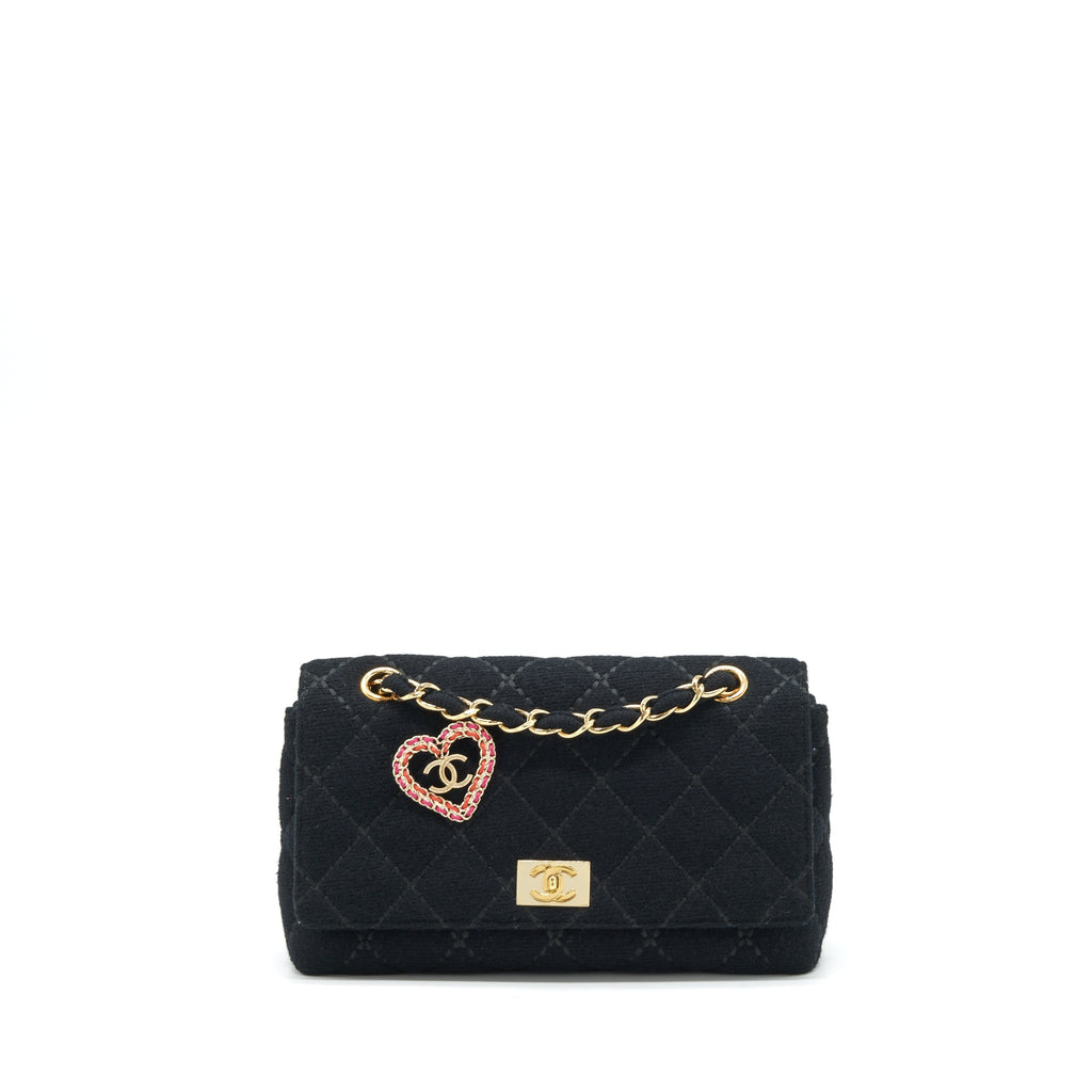 Chanel Vintage Shoulder Bag fabric Black  With An Extra Bag Charm