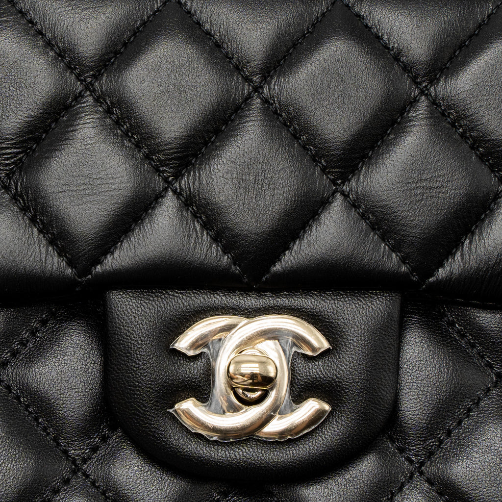 Chanel Mini Rectangular Flap Bag Lambskin Black L (Microchip)