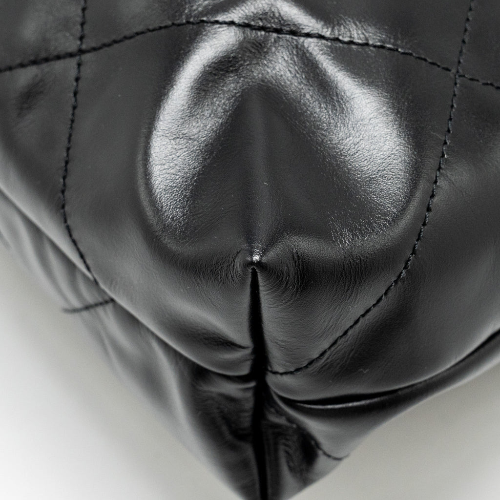 Chanel Medium 22 Bag Shiny Calfskin Black  (microchip)