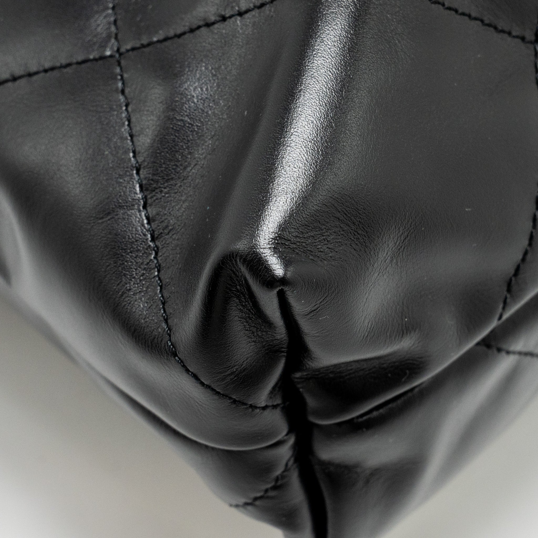 Chanel Medium 22 Bag Shiny Calfskin Black  (microchip)
