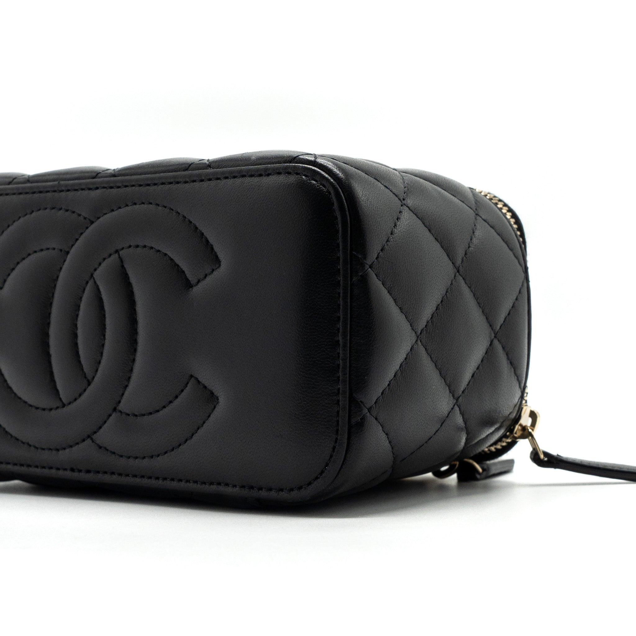 Chanel top handle long vanity with chain lambskin black L (microchip)