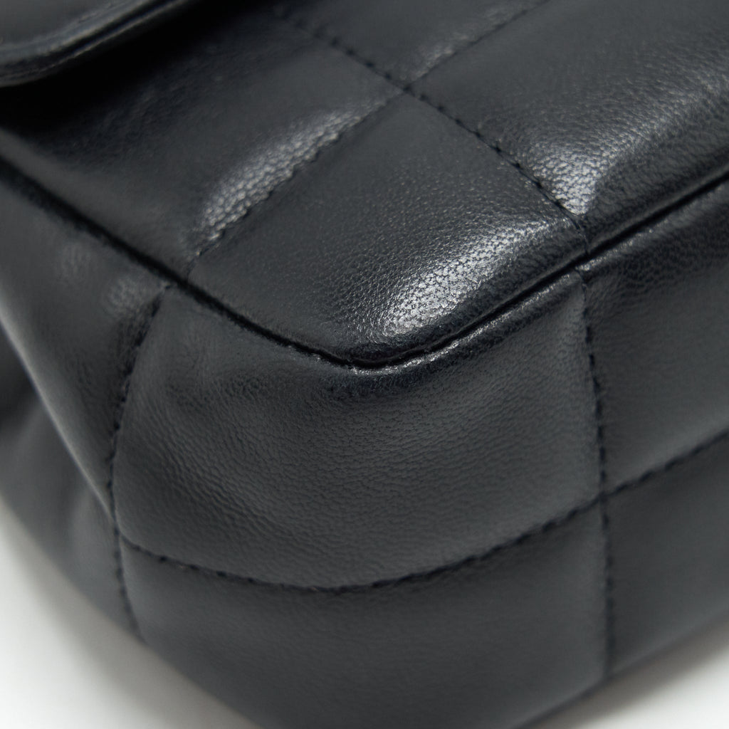 Chanel Camellia Mini Flap shoulder Bag Lambskin black