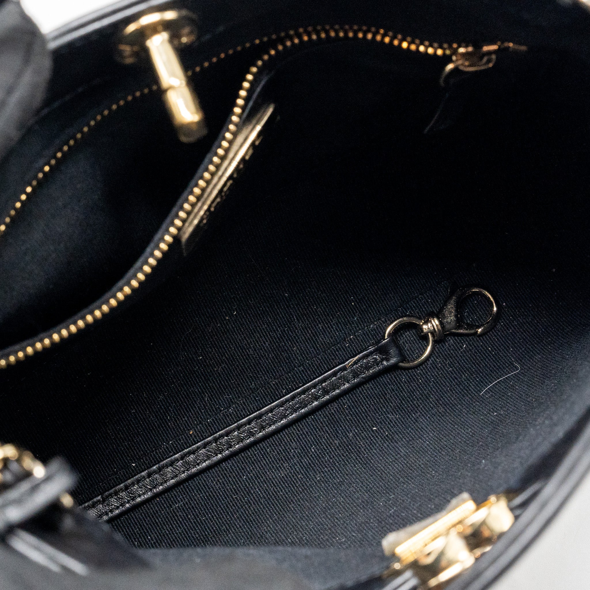 Chanel Mini 31 Bag Calfskin Black L (Microchip)