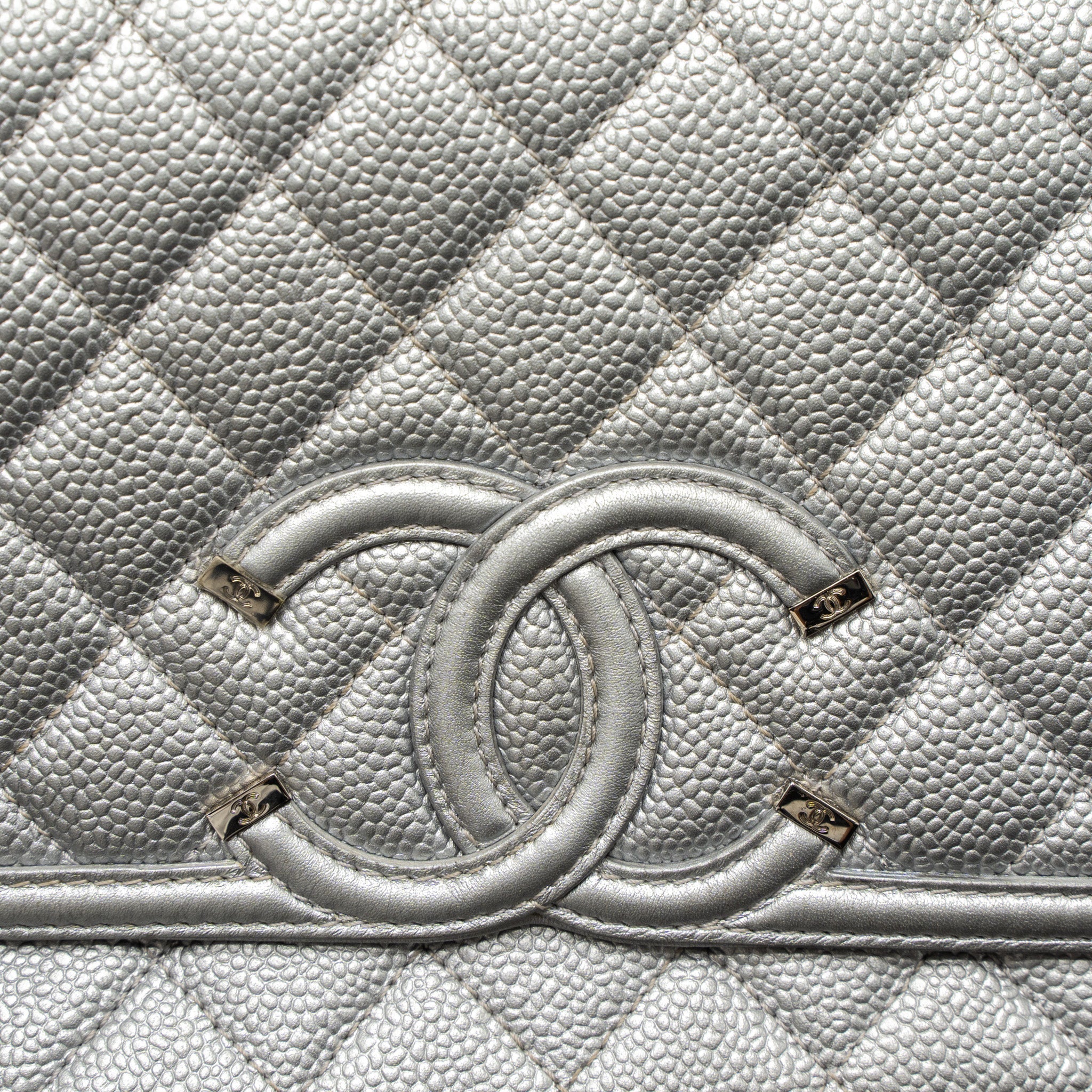 Chanel Filigree Flap Bag Caviar Silver