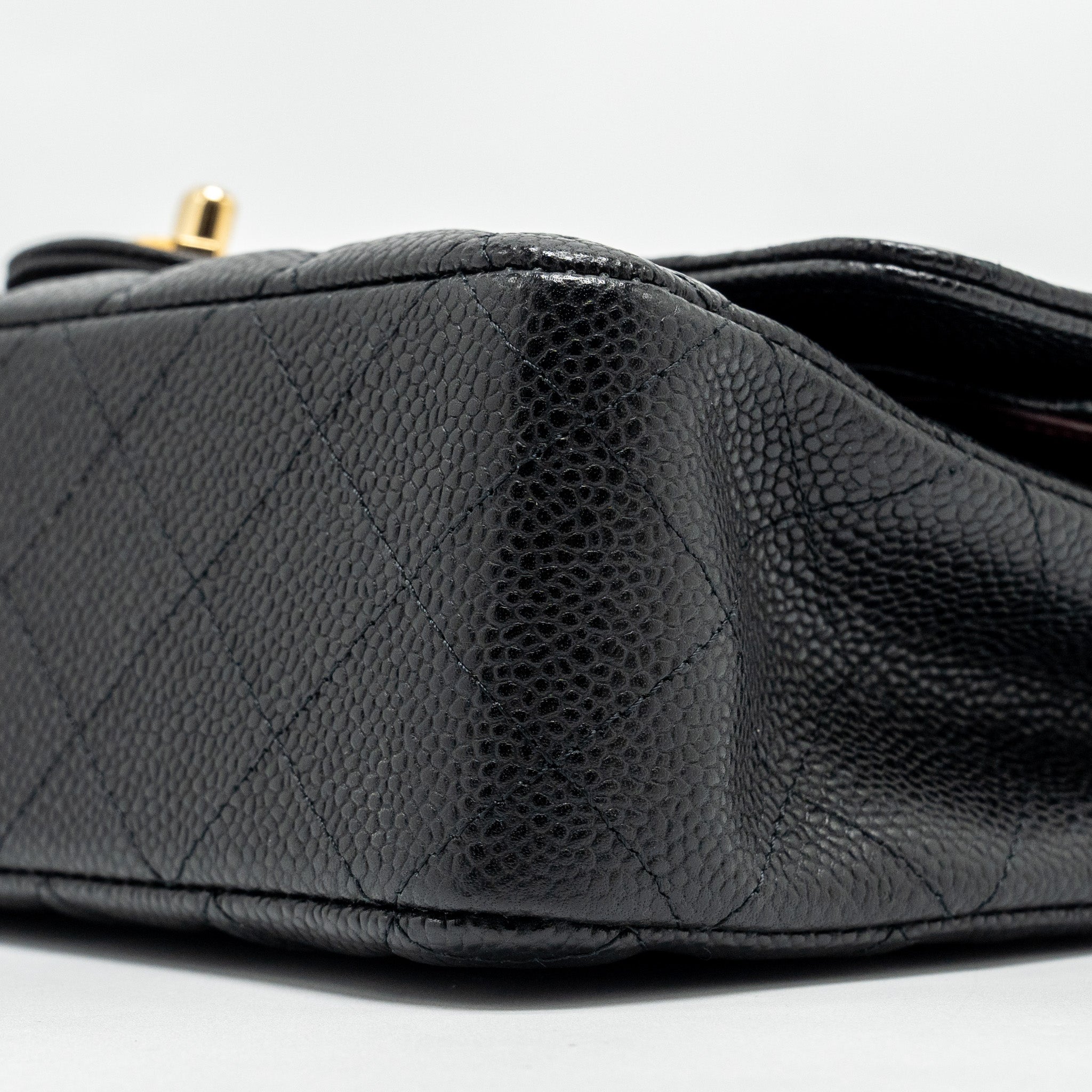 Chanel medium classic double flap bag caviar Black