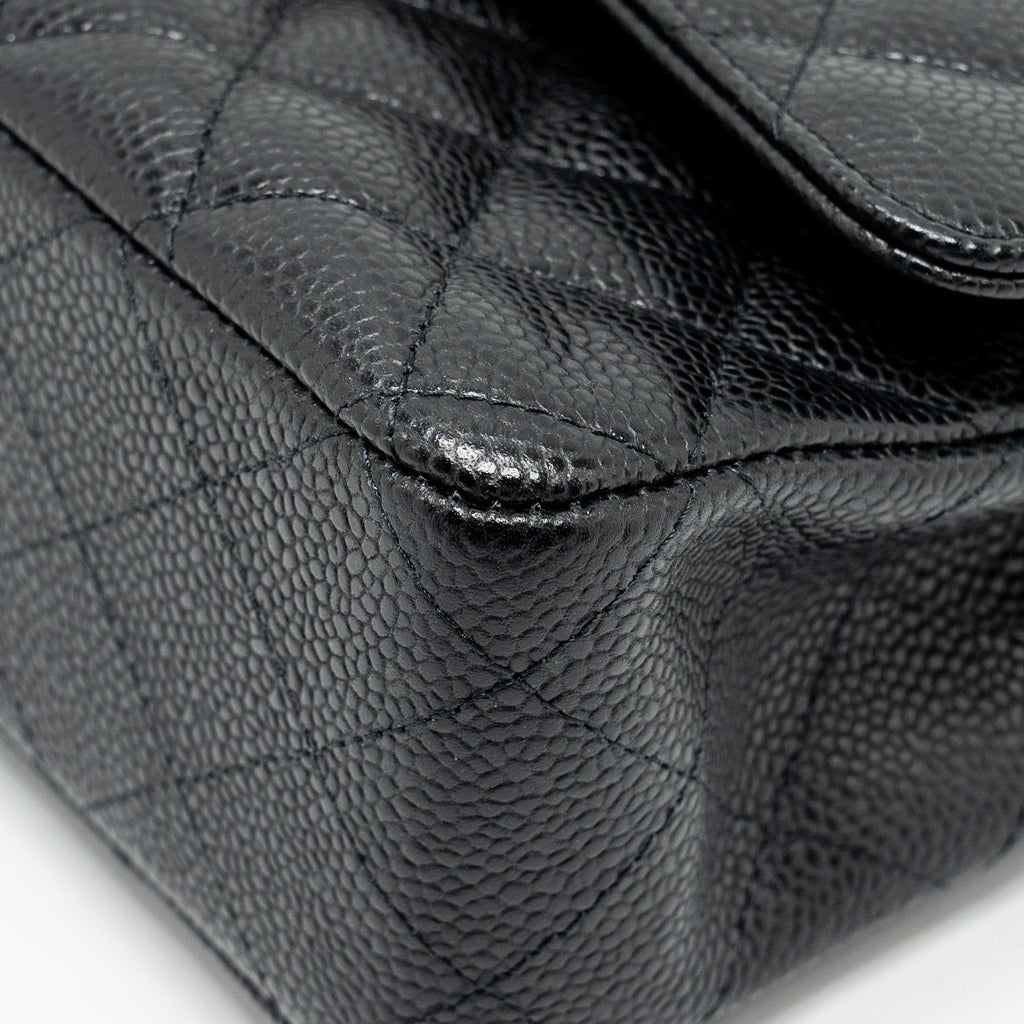 Chanel medium classic double flap bag caviar Black