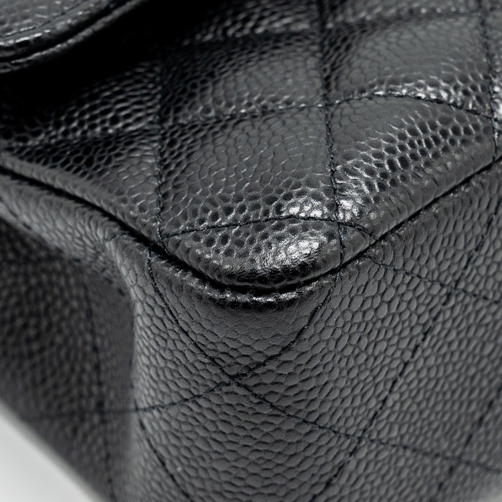 Chanel medium classic double flap bag caviar Black