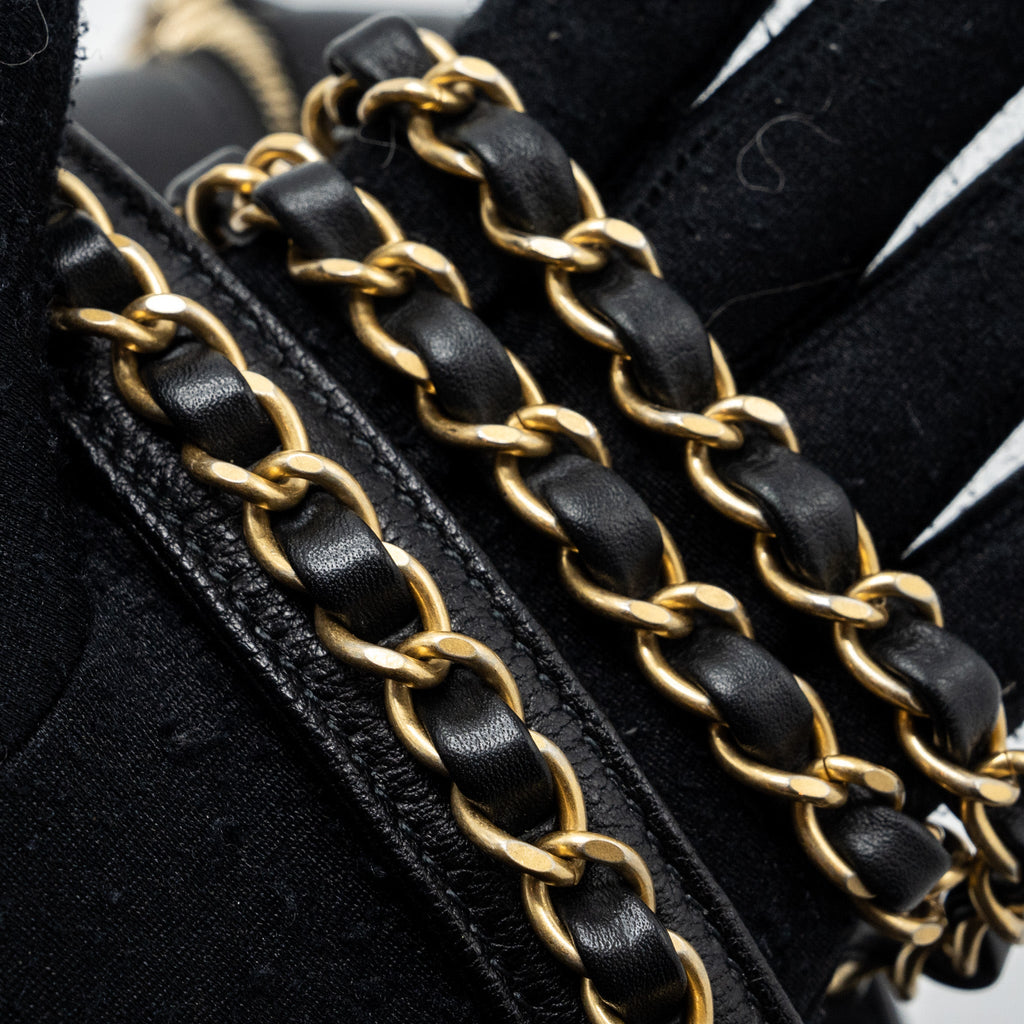 Chanel CC chain logo camera bag lambskin black
