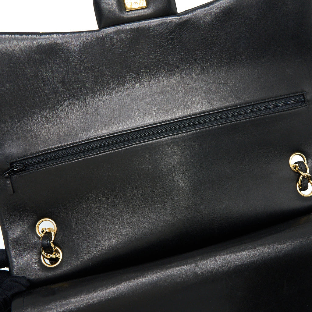 Chanel Maxi Classic Double Flap Bag Lambskin Black