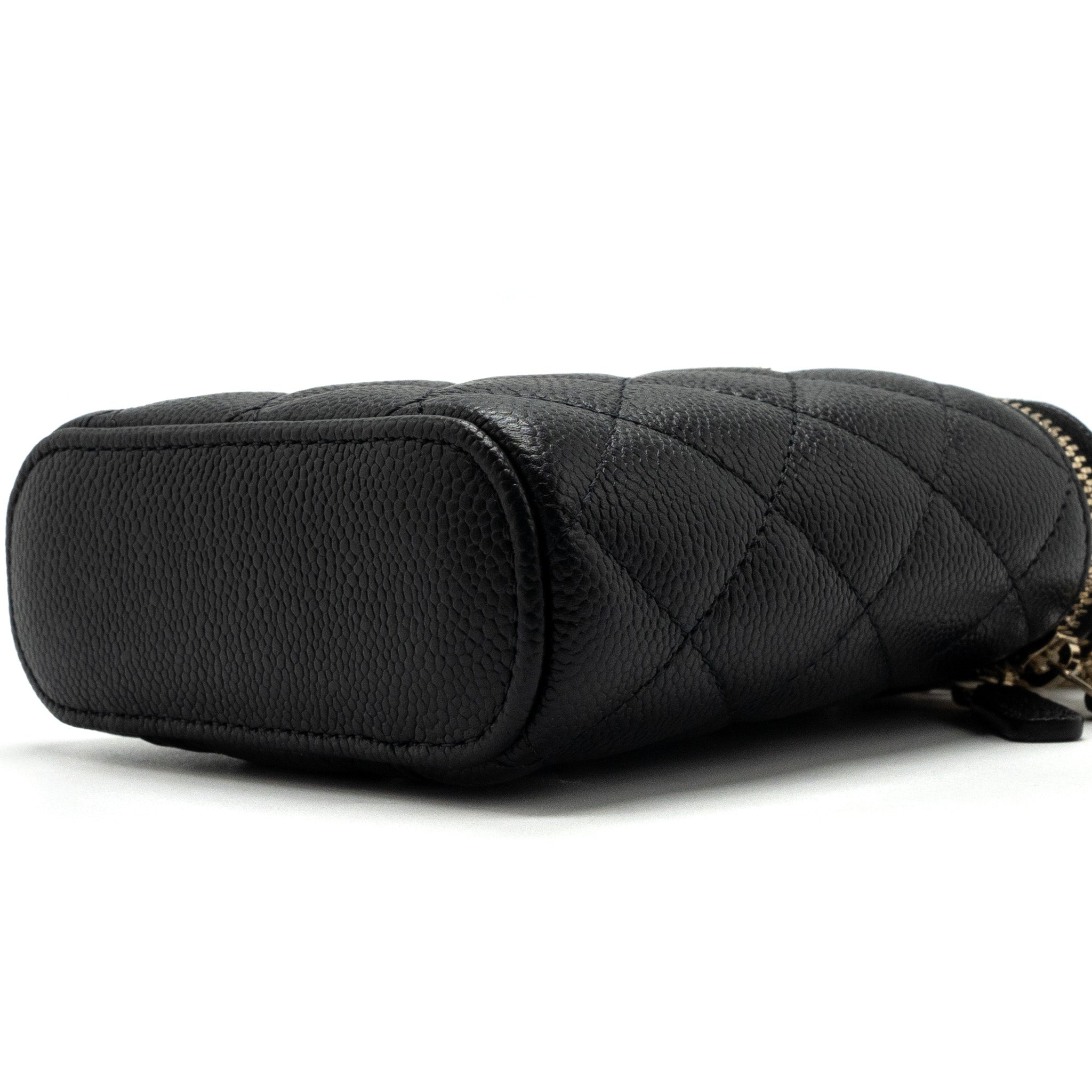 Chanel Vanity Case With Detailed Chain Caviar Black L