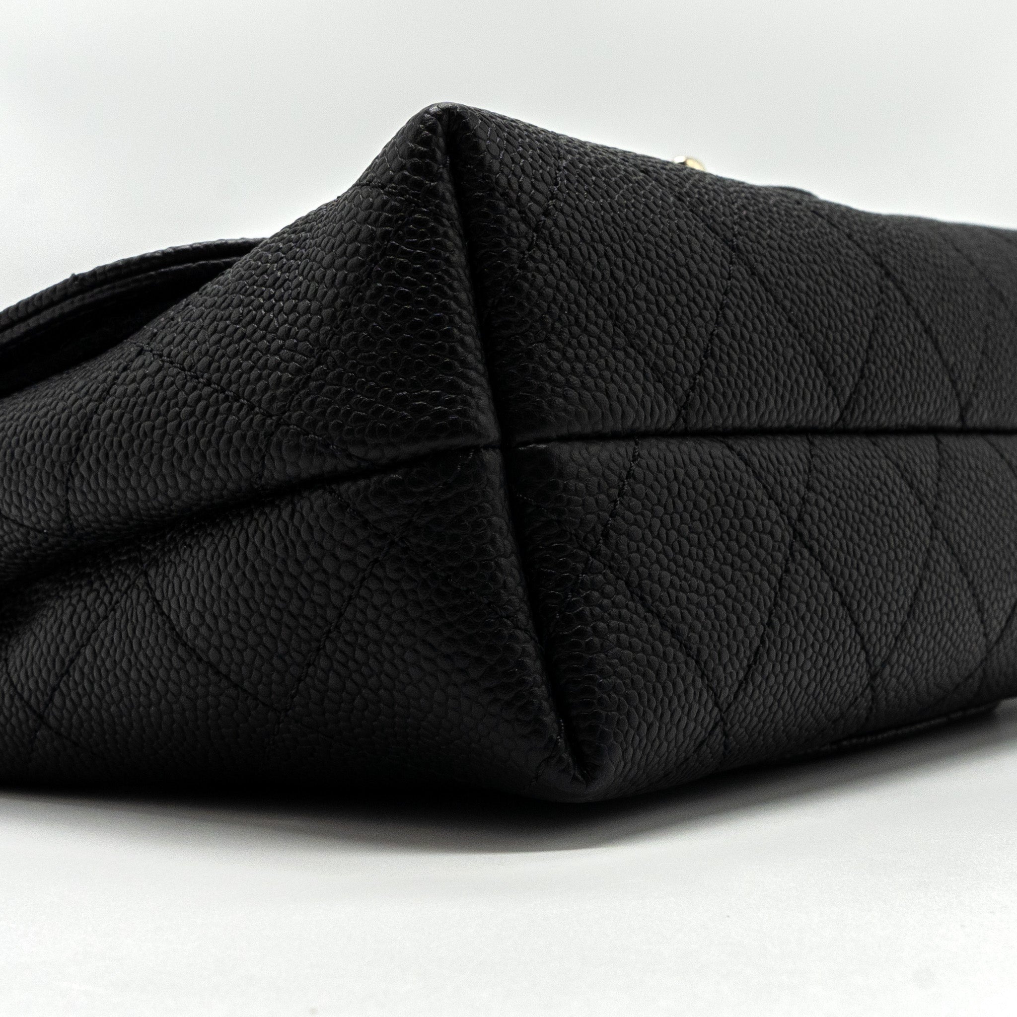 CHANEL FLAP BAG WITH CHAINS HANDLE Quilted CALFSKIN BLACK