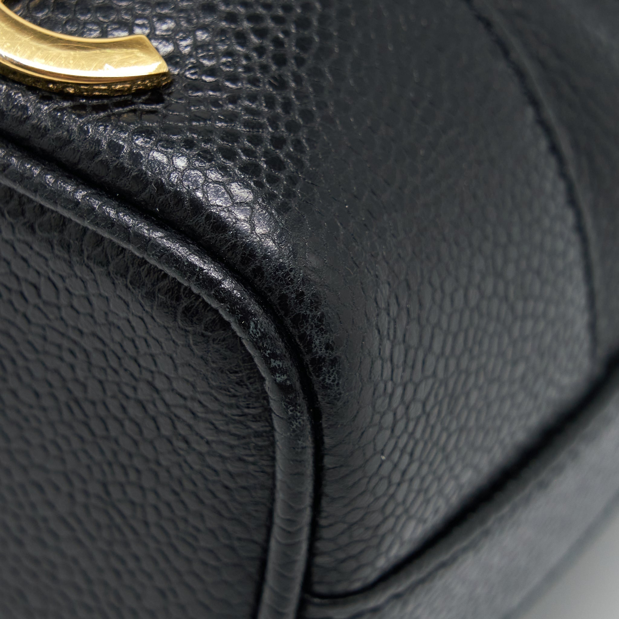 Chanel Vintage Bucket Bag Caviar Black