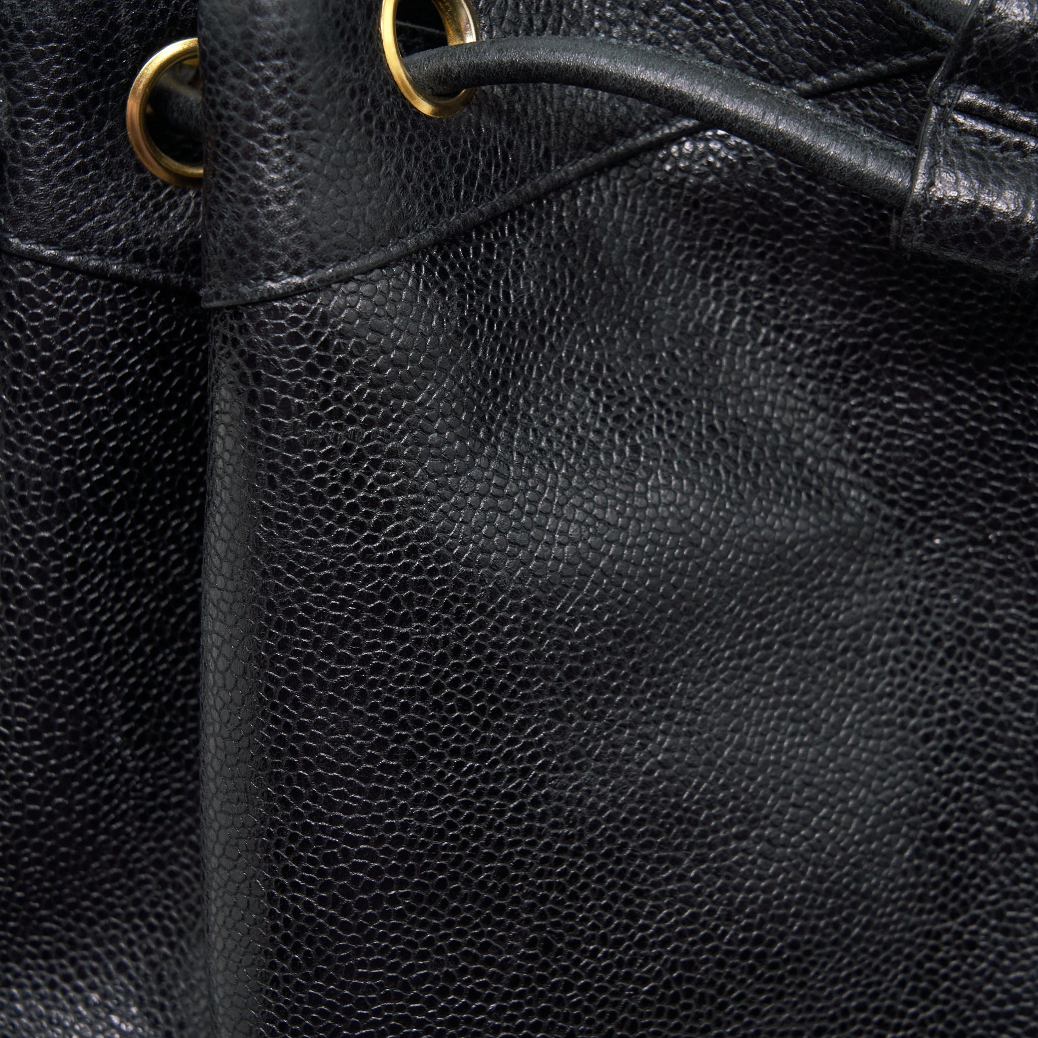 Chanel Vintage Bucket Bag Caviar Black