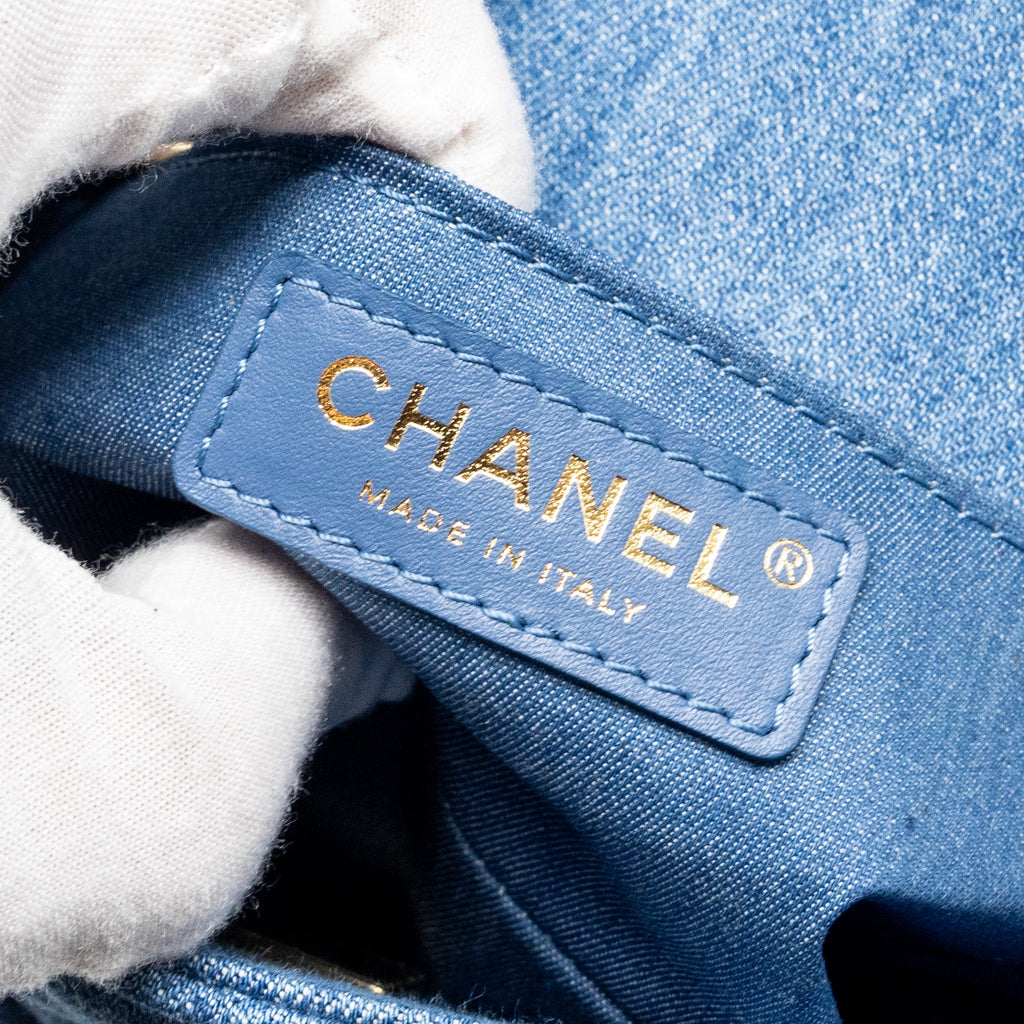 Chanel pearl crush mini square flap bag denim blue  (microchip)