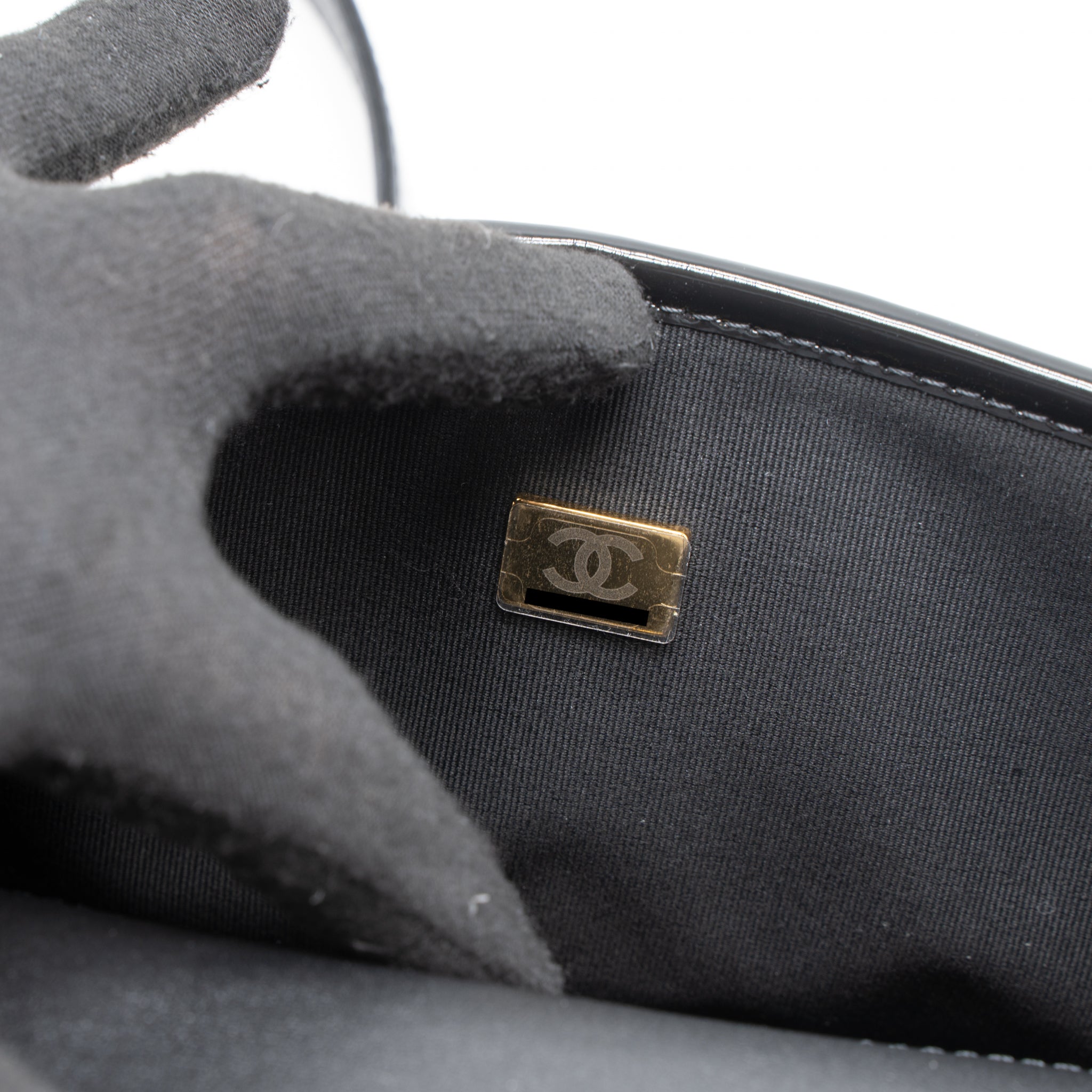 Chanel 22K Top Handle Messenger Bag Patent Leather Black Brushed  (Microchip)