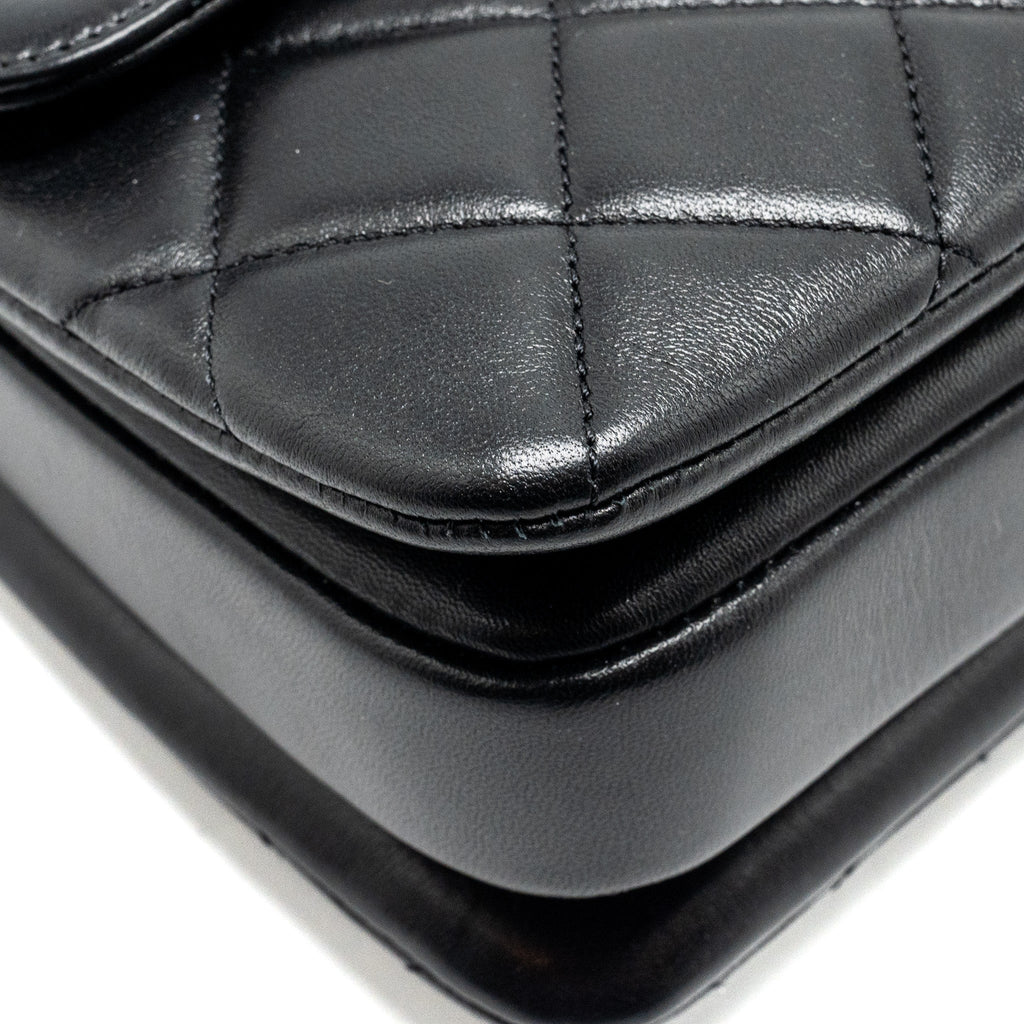 Chanel Small Trendy CC Flap Bag Lambskin Black L (Microchip)