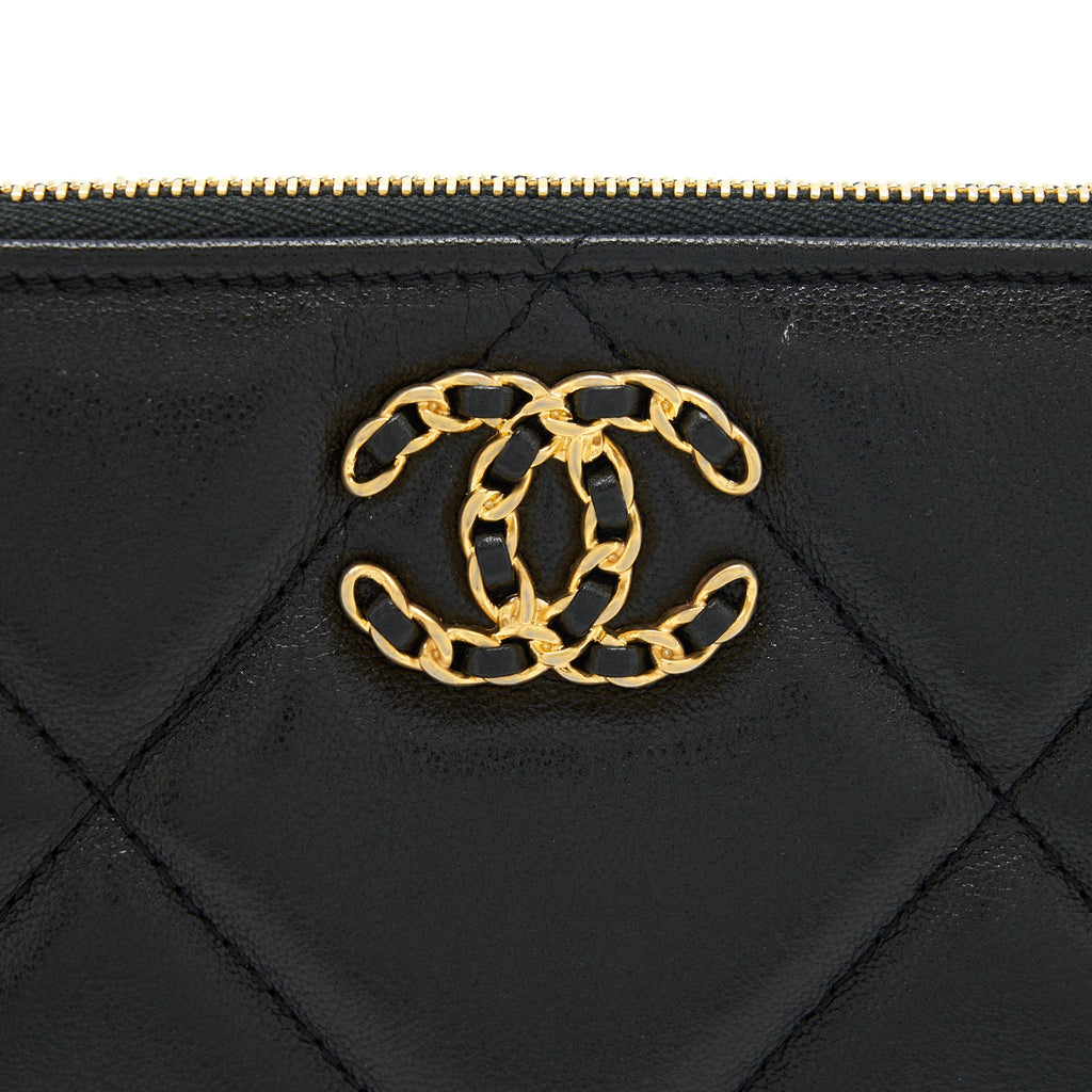 Chanel 19 Small pouch Goatskin Black