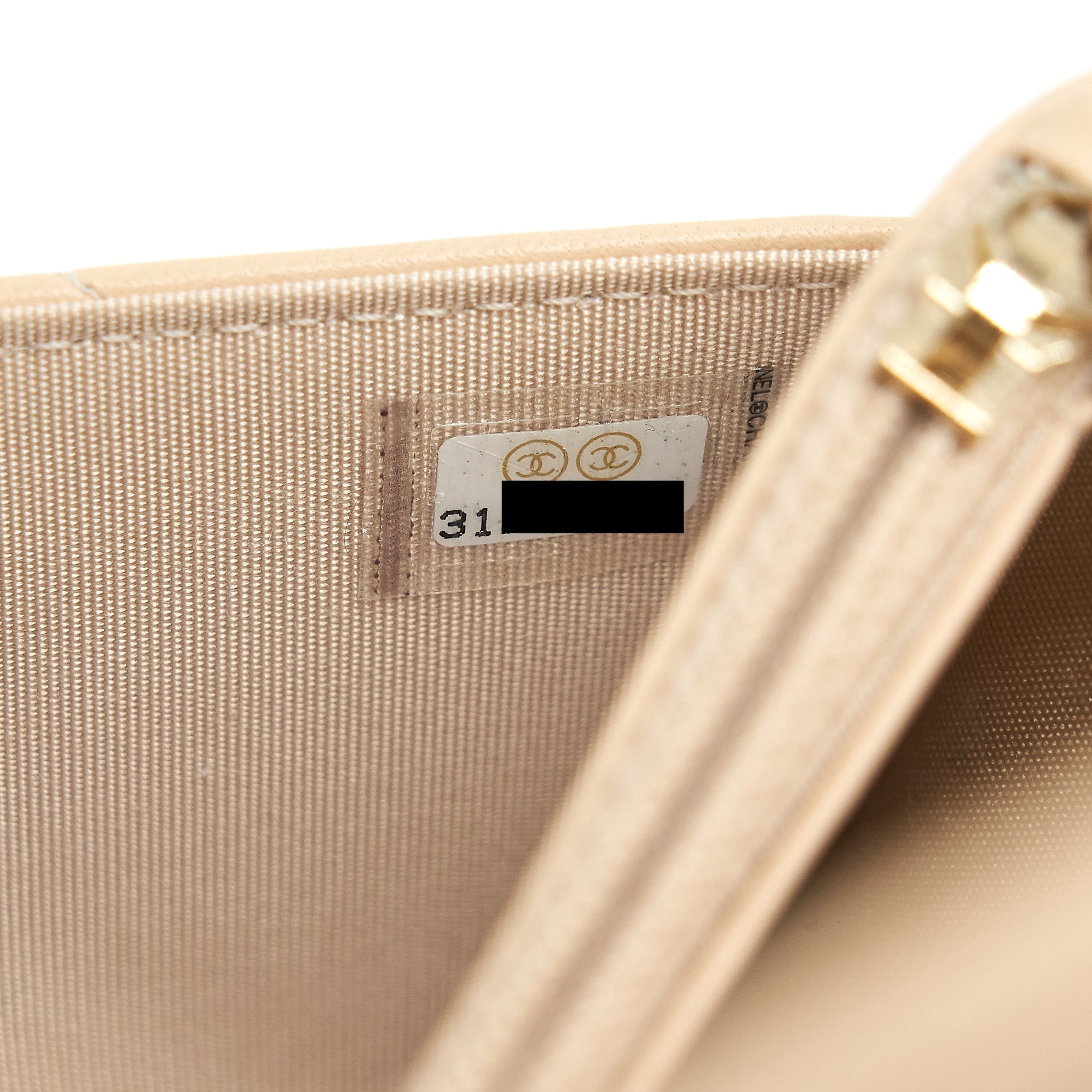 Chanel 19 wallet on chain lambskin beige