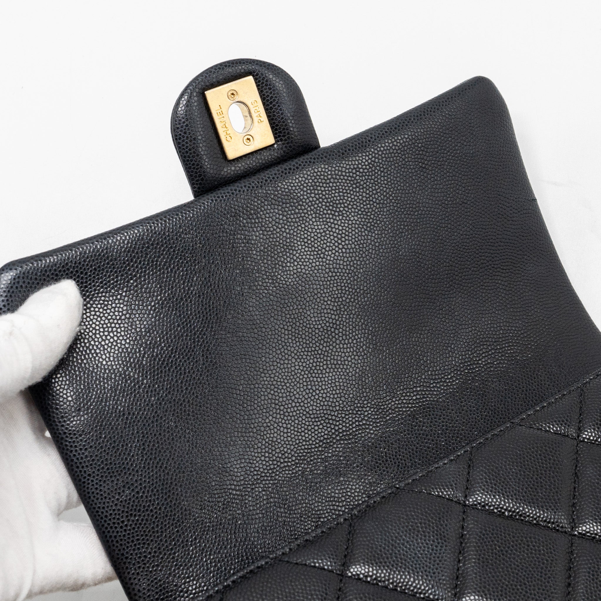 Chanel Twist your button quilted flap bag caviar black  (microchip)