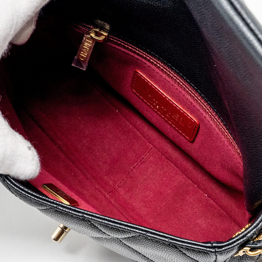 Chanel Twist your button quilted flap bag caviar black  (microchip)