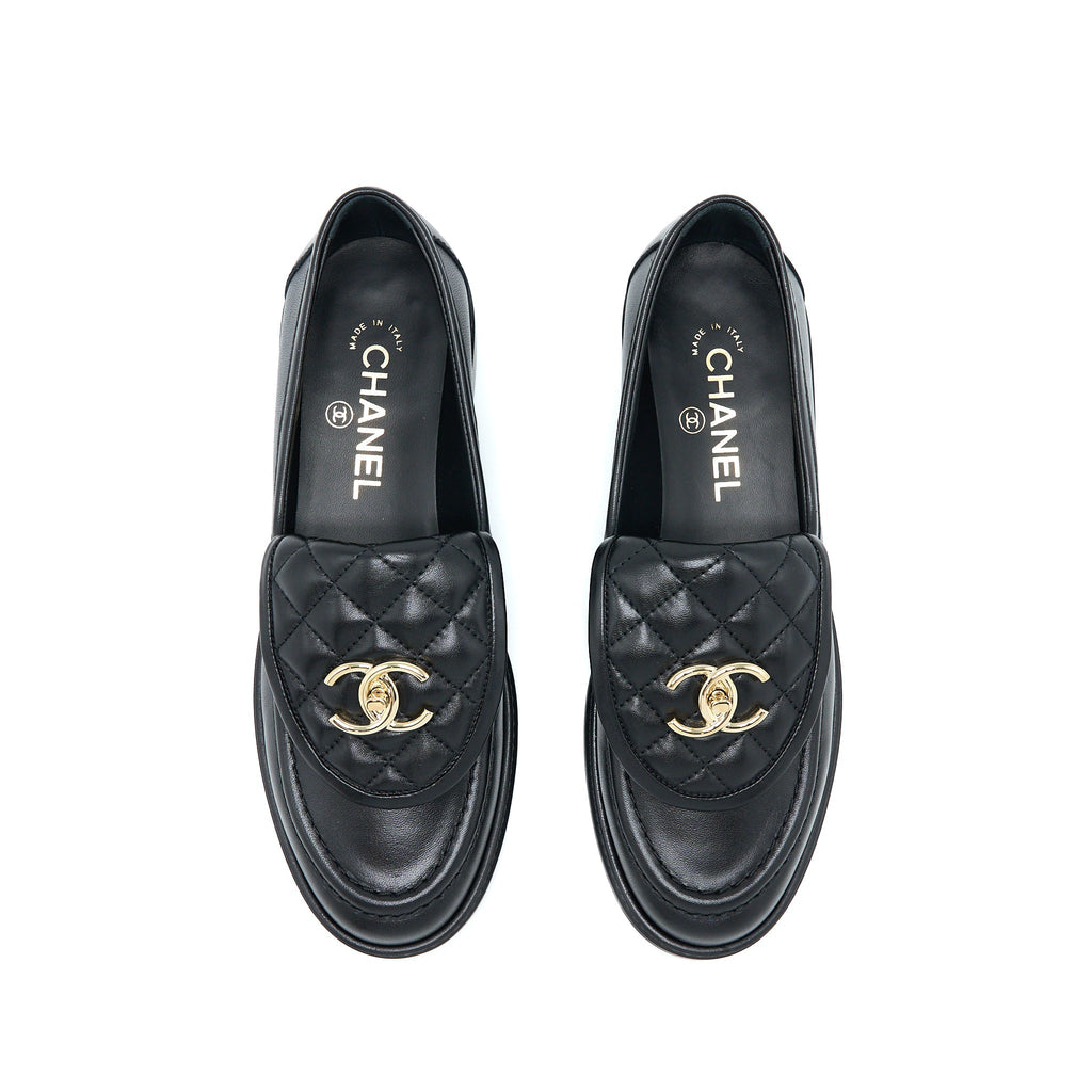Chanel Size 38 CC Turnlock Loafers Black Quilted Leather L