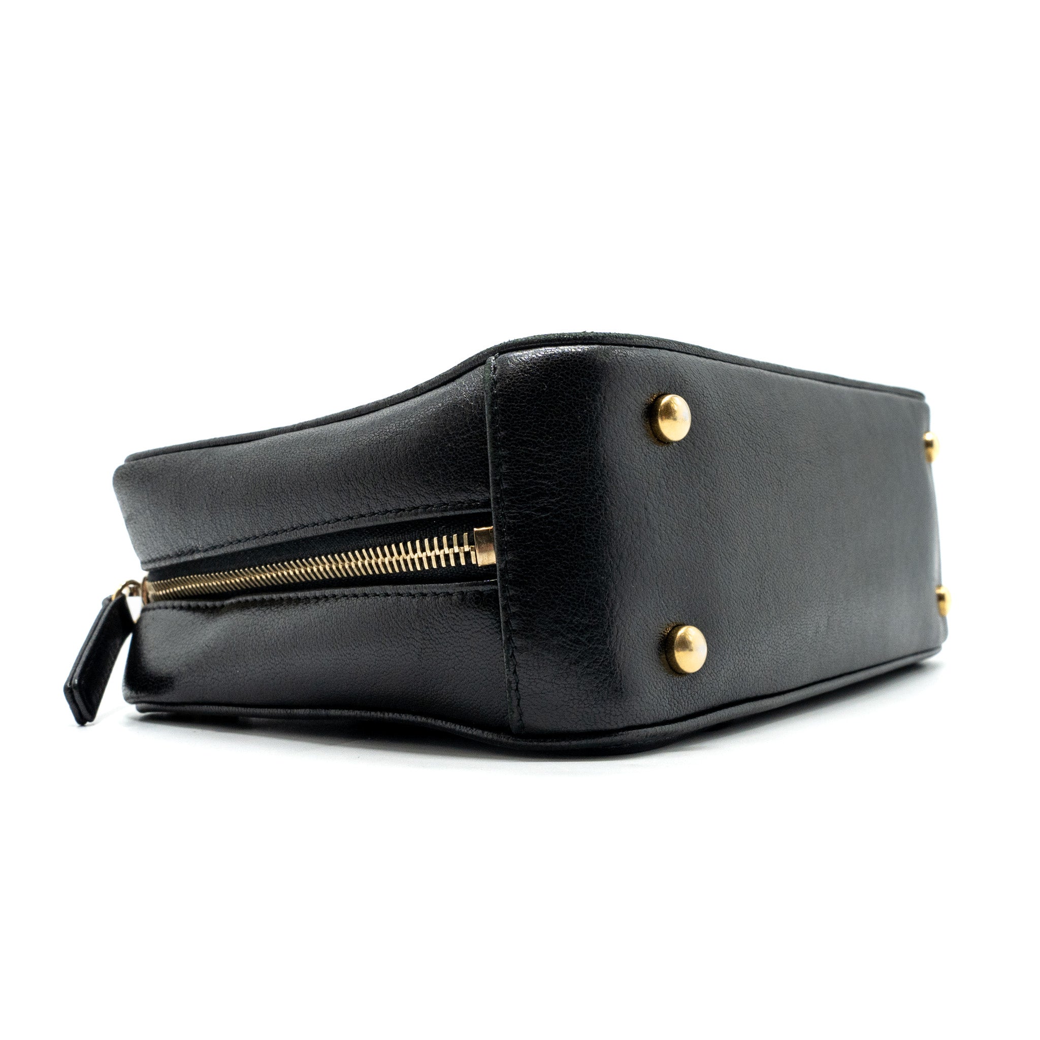 Chanel zipper camera chain bag lambskin black